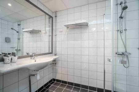 Thon Lillestrøm - 28