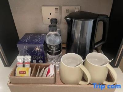 Porcelain By Jl Asia (Sg Clean) - 122