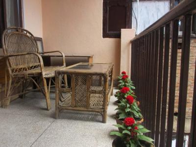 Himalayan Traveller's Inn - 8