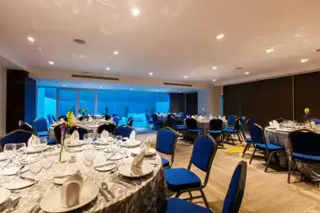 Krystal Urban Guadalajara - 20