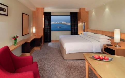 Hyatt Regency Dubai - Corniche - 4
