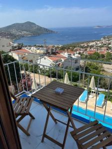 Boutique Marquis Blue - 5