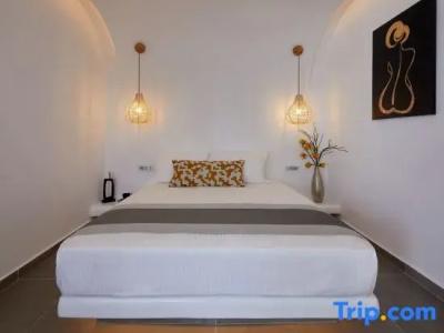 Allure Breeze Suites - 147