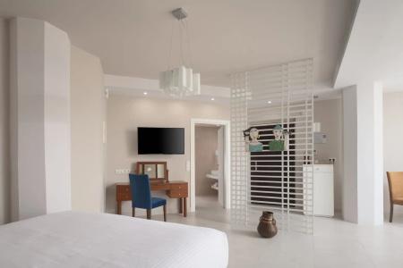 Macaris Suites & Spa - 83