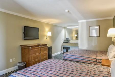 Wake Inn - 35