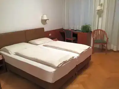 Adria - 45
