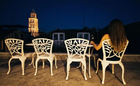 Plaza Marchi Old Town - Mag Quaint & Elegant Boutiques - 27