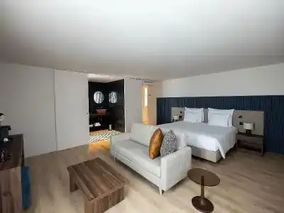 Golden Tulip Braga - Falperra - 85