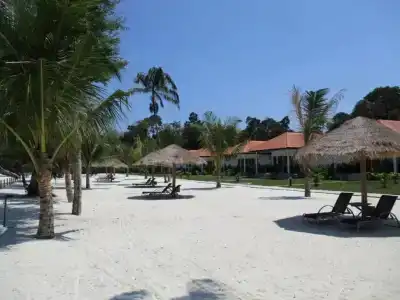 Saracen Bay Resort - 51