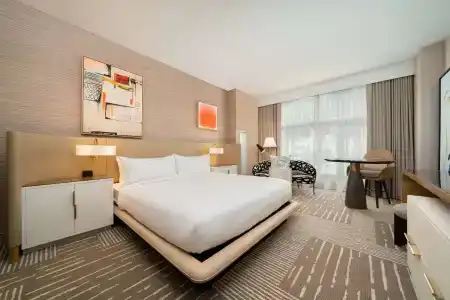 Hilton San Diego Gaslamp Quarter - 4