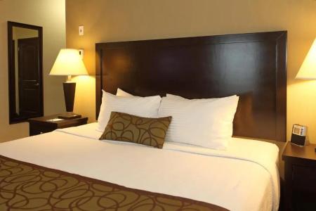 Best Western Pacific Inn - 55
