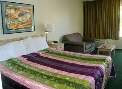 Vagabond Inn - 27