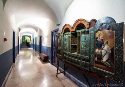 York House - 28