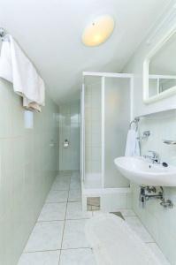 and Rooms Iva - 73