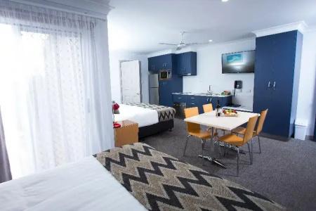 Altitude Apartments - 54