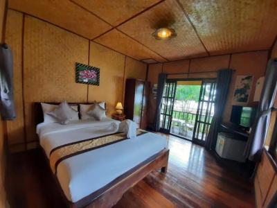 Koh Chang Bailan Beach Resort - 84