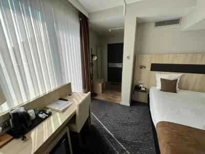 Best Western Royal Centre - 56