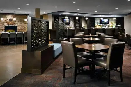 Deltas by Marriott Waterfront - 25