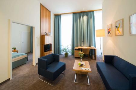 HiLight Suites - 35