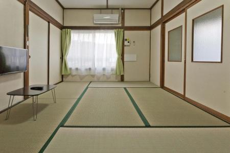 Dormitory Sandanya Guesthouse - 5