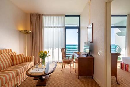 Grand Astoria - 88
