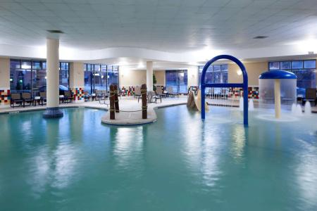 Hampton Inn & Suites-Bricktown - 12