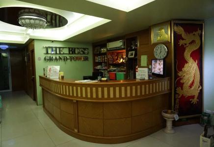 The Boss Grand Tower - 12