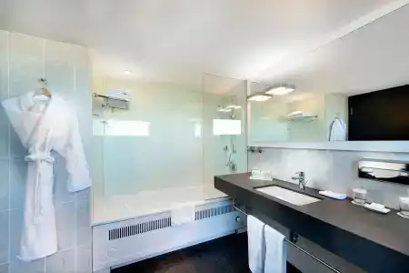 Crowne Plaza düSseldorf - Neuss, Ein Ihg - 8