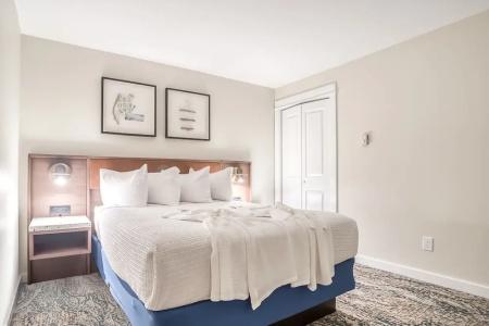 Starfish Manor Oceanfront - 90