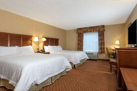 Hampton Inn - Suites-North-I-95 - 36