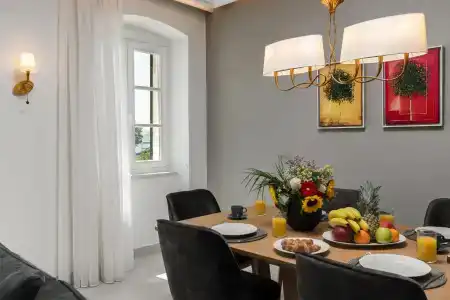 New York Luxury Suites - 29