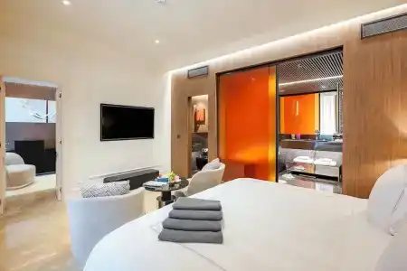 The First Roma Dolce - 80