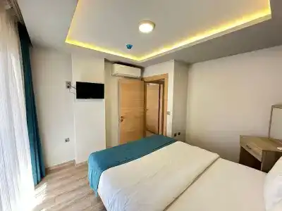 Gloria Suite - 30
