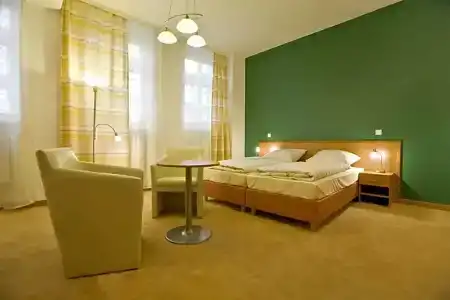 Bayrischer Hof - 22
