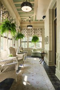 Wentworth Mansion - 26