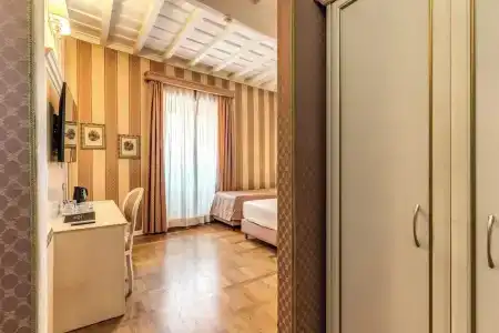 Relais Fontana Di Trevi - 61