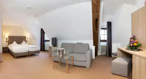 Romantik Johanniter-Kreuz - 71