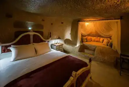 Maya Cave - 114
