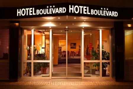 Boulevard - 0