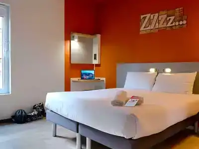 Ibis Budget Bilbao City - 20