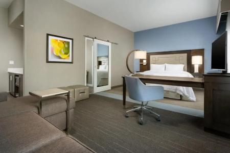 Hampton Inn & Suites -, CA - 90