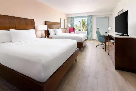 Hilton Garden Inn / The Keys Collection - 36