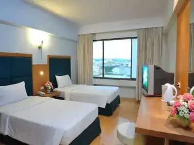 Mayflower Grande - 2