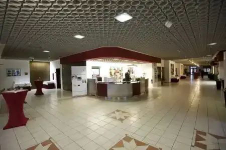AZK Arbeitnehmer Zentrum Königswinter - 1