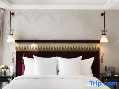 La Réserve Paris & Spa - 65