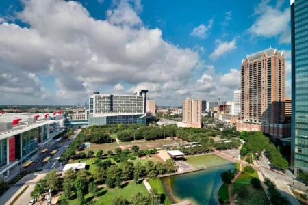 Marriott Marquis Houston - 123