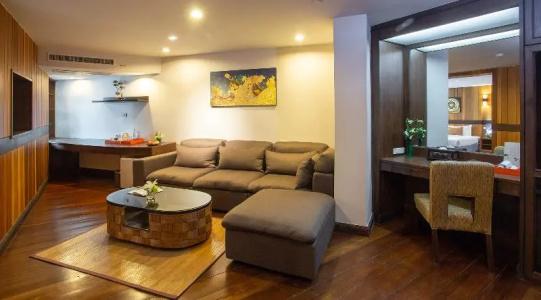 Khum Phucome -Sha Extra Plus - 94