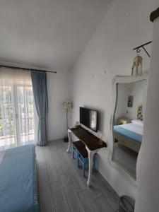 Tarcin Alacati - 19