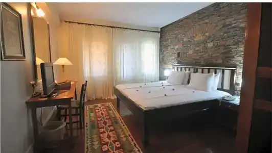 El Vino & Suites - 76