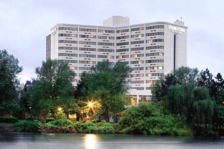 DoubleTree by Hilton City Center - 26